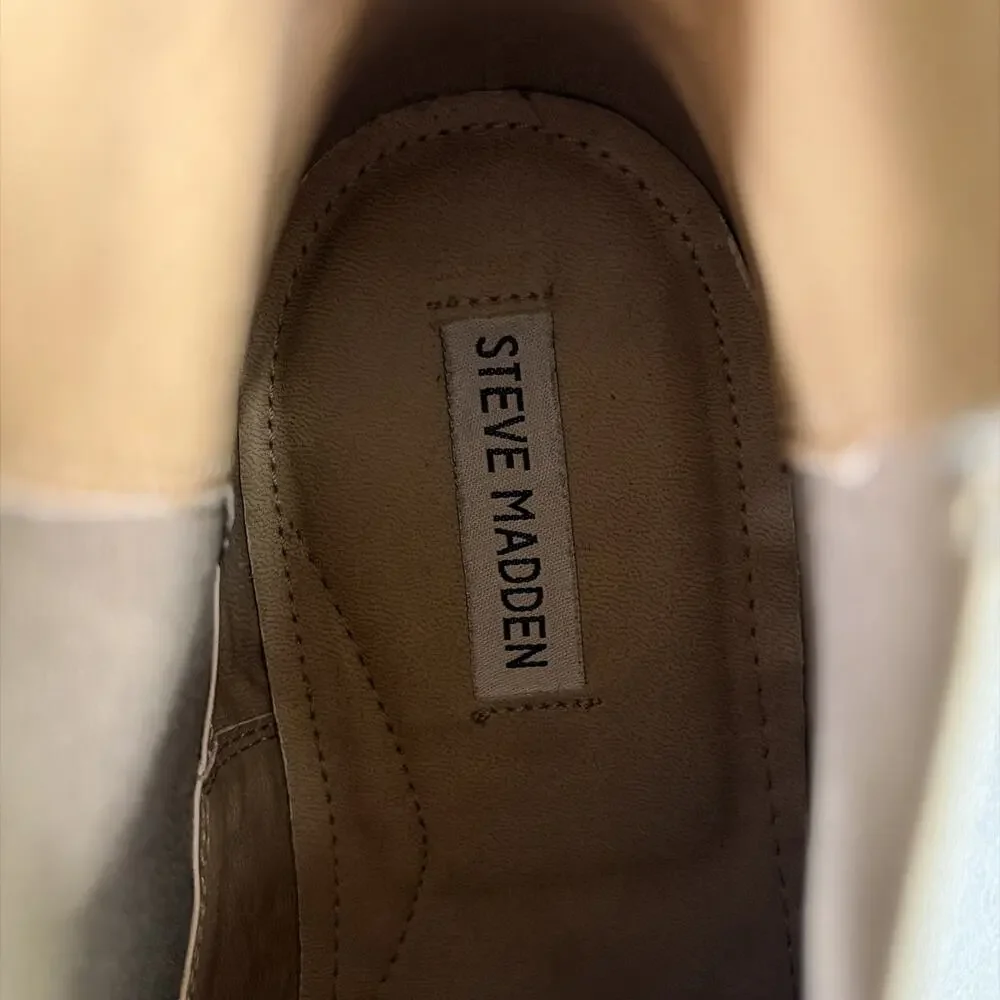 Steve Madden item as